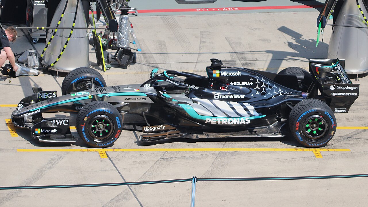 2026 Chinese GP, Mercedes, W17