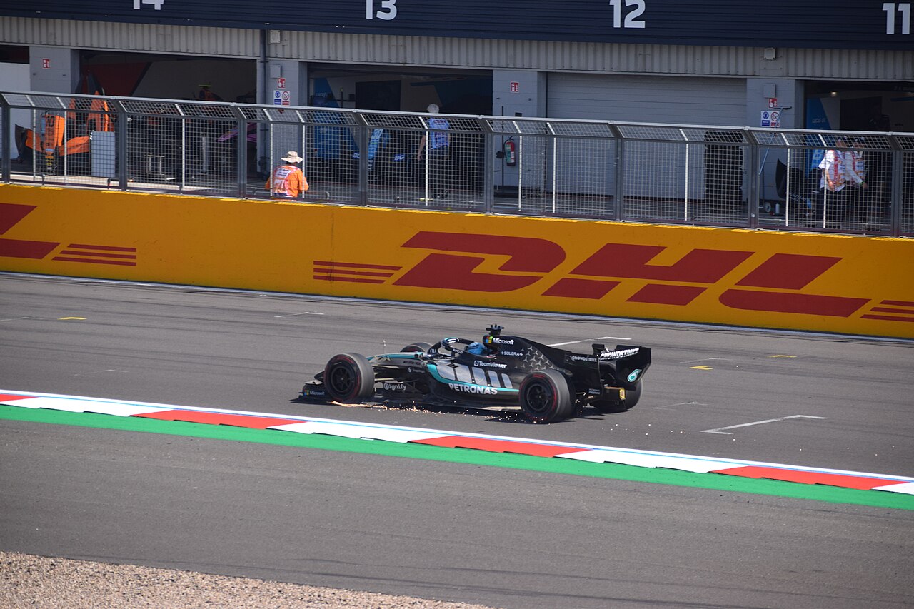 George Russell Mercedes F1 Sparks
