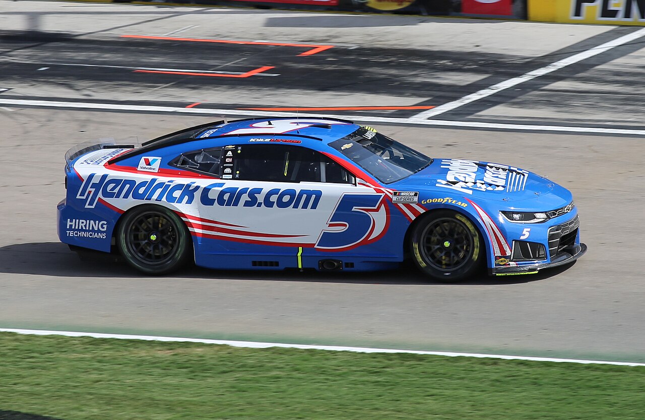Kyle Larson 5 Las Vegas 2026