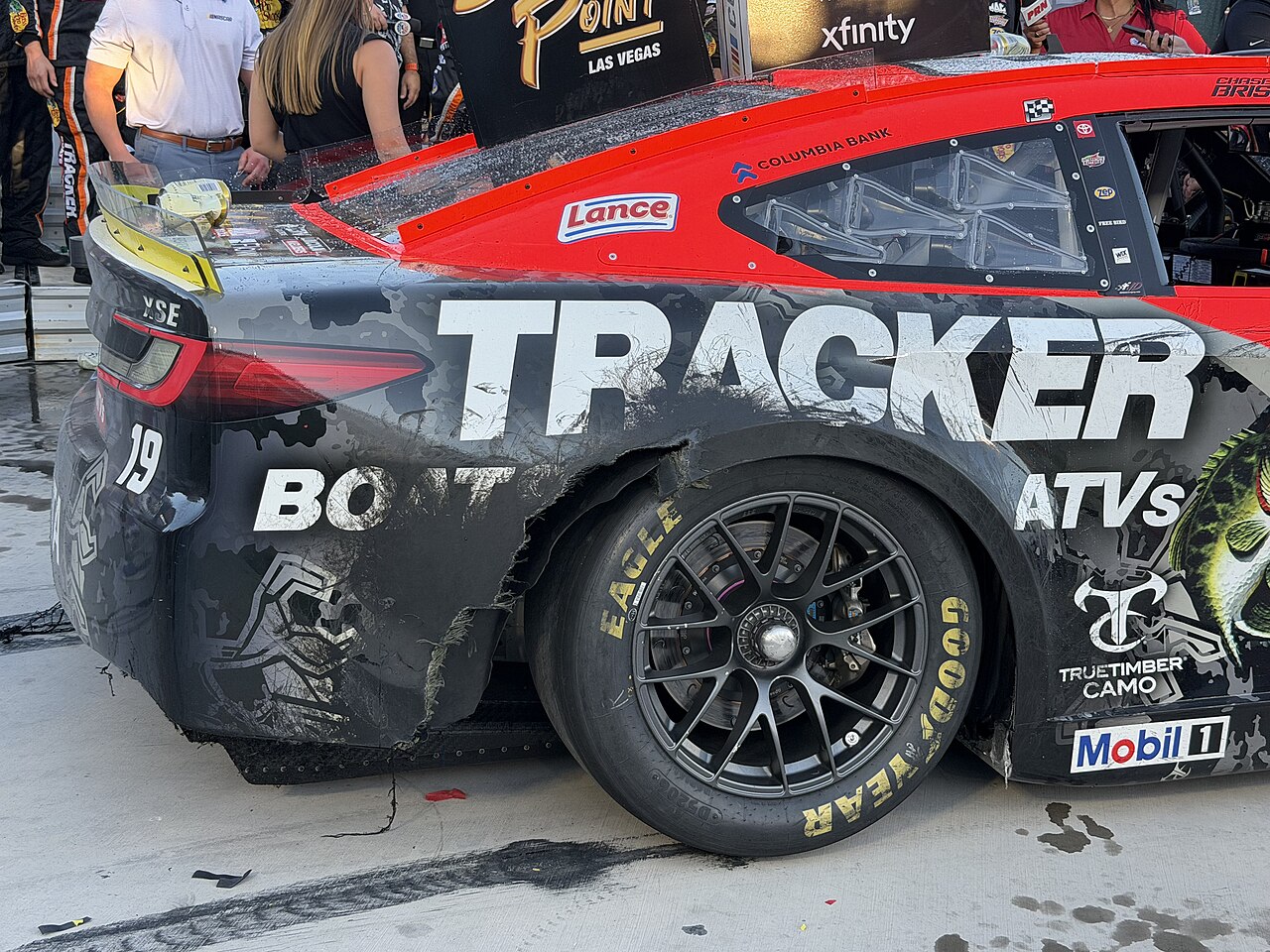 Chase Briscoe, 2026 NASCAR Las Vegas fall car, focus on damage