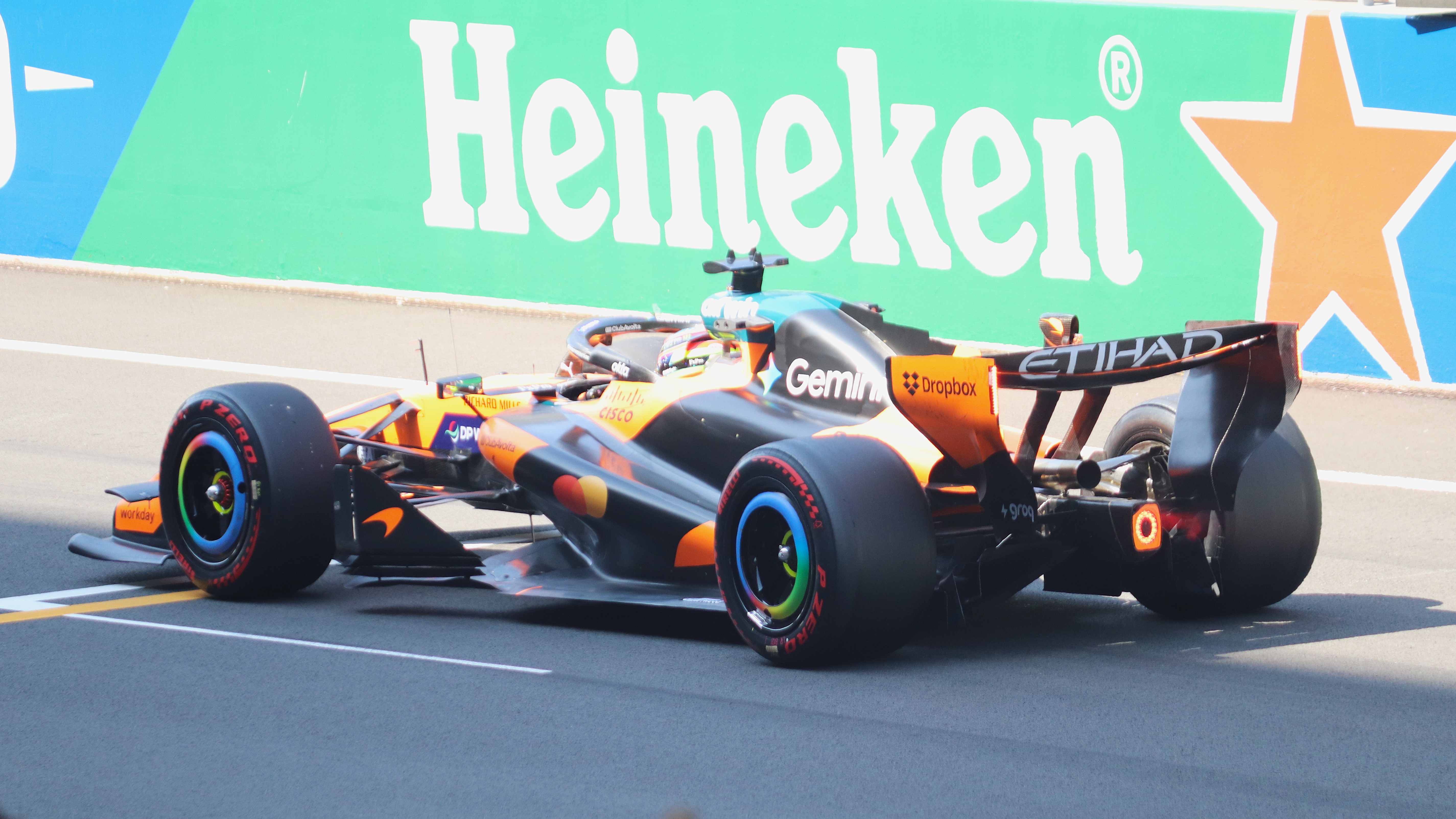 2026 Chinese GP, McLaren, Oscar Piastri, FP1
