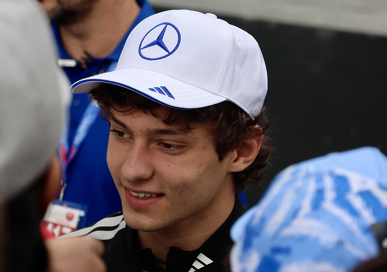 Kimi Antonelli at the Melbourne Walk during the 2026 Australian Grand Prix (028A7923) (cropped)