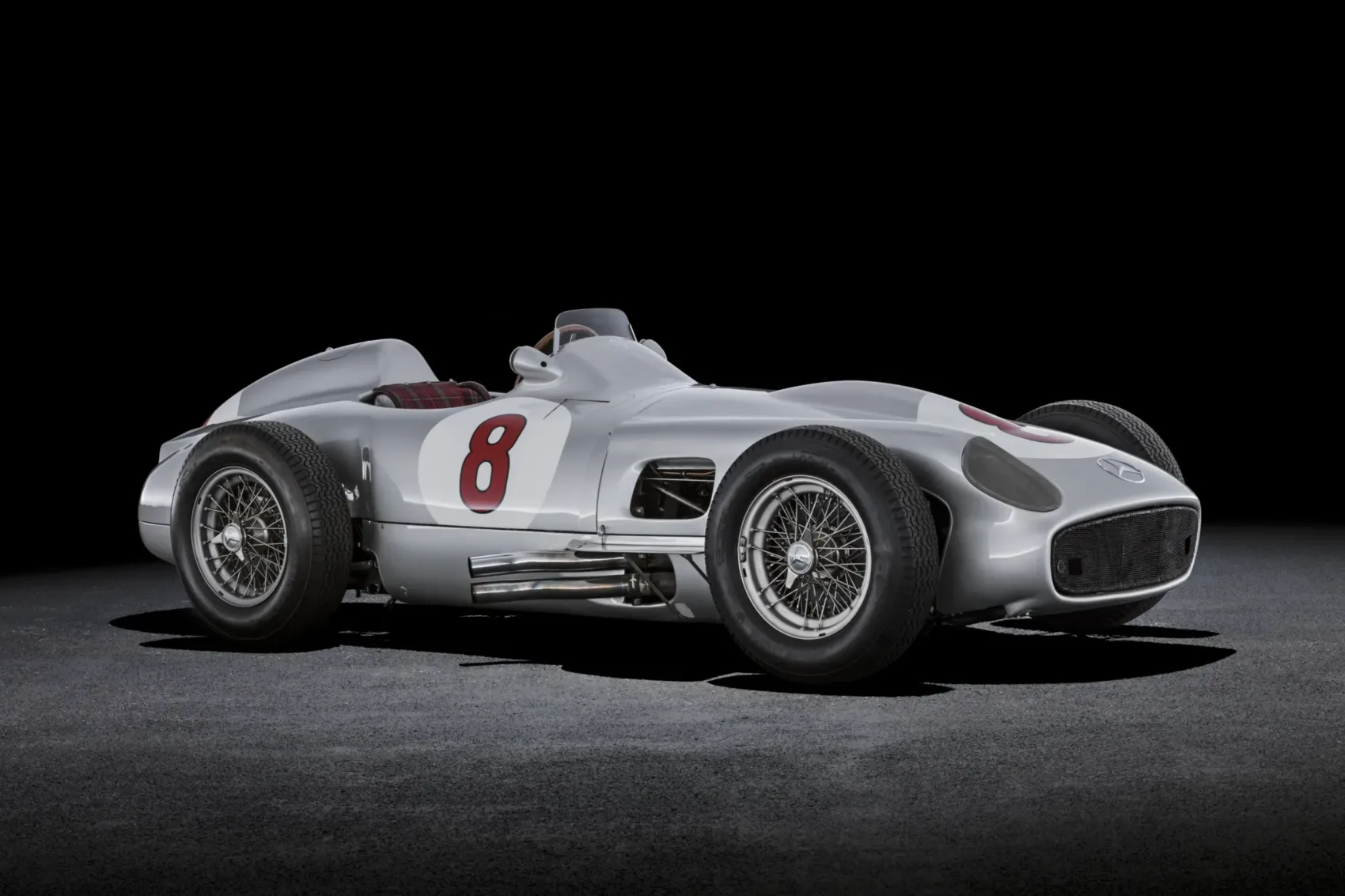 Az „ikonikus F1-es autó a Mercedes-kiállításon