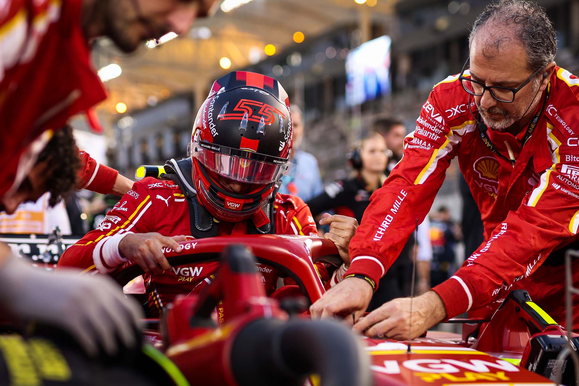 Ferrari várja Sainz visszatérését, nyomást helyeznek a Red Bullra a Melbourne-i versenyen