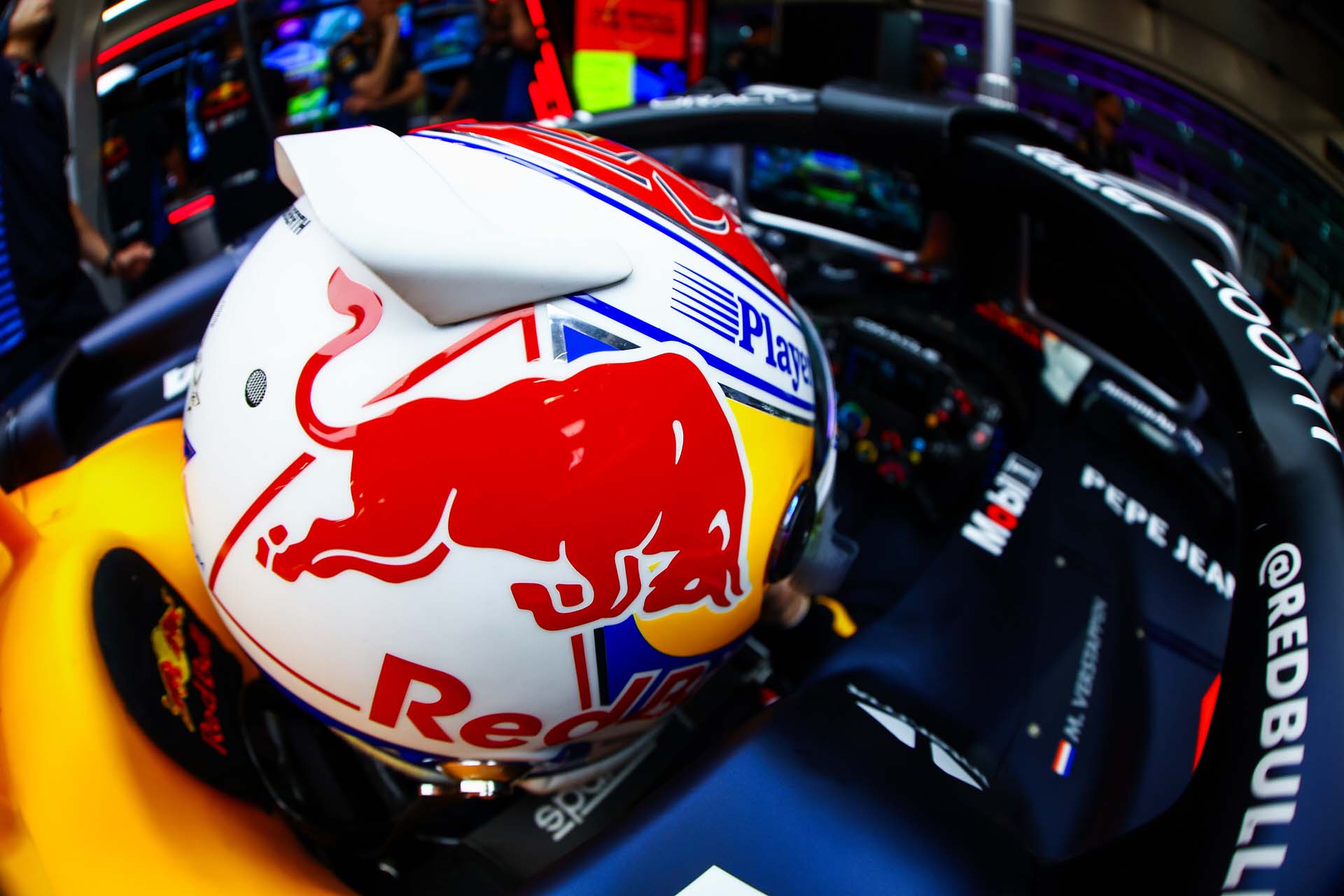 Vettel szerint Verstappennek nincs ok távozni a Red Bulltól: F1-világ.hu