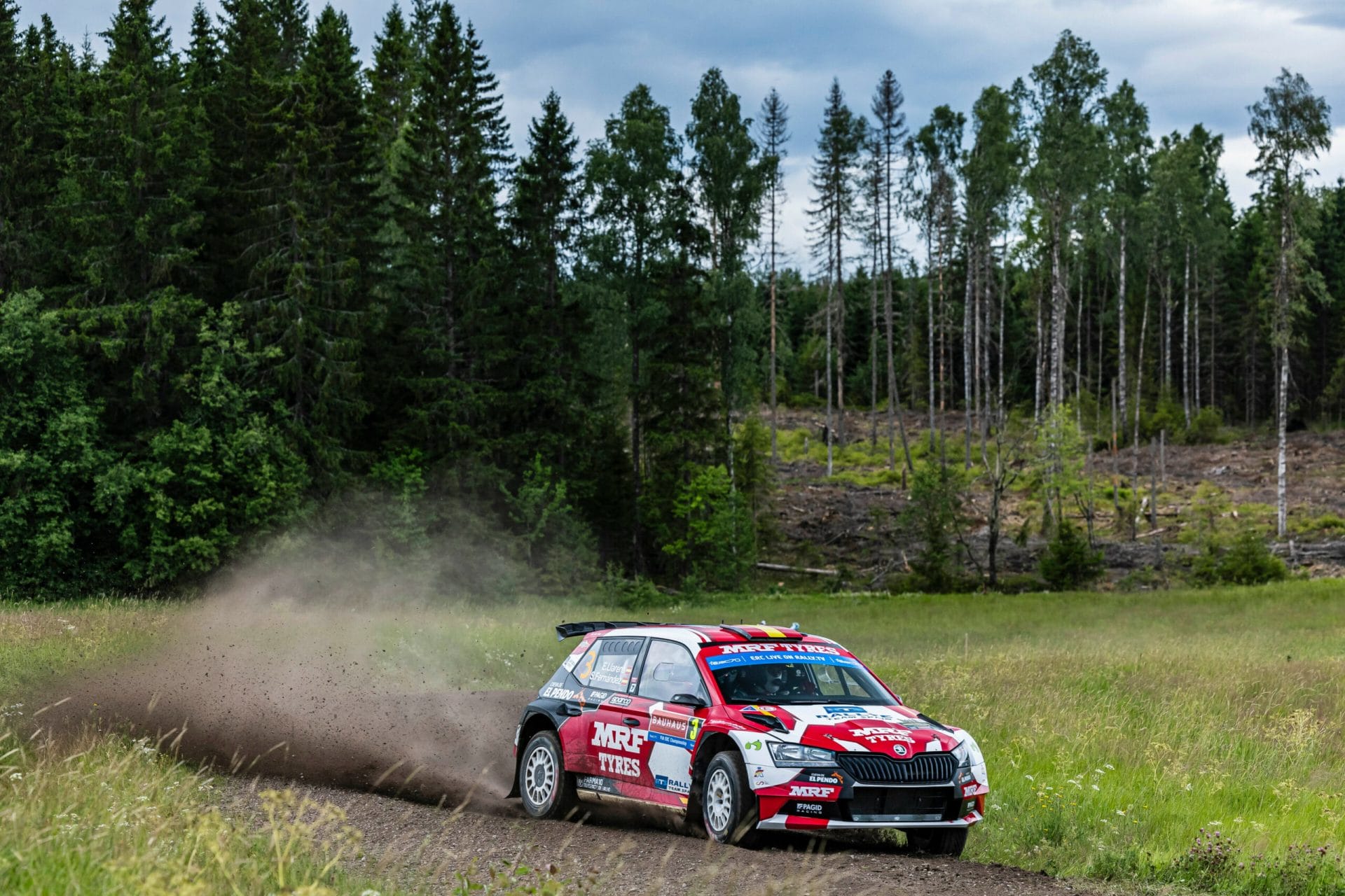 Hazaérkezett: Efrén Llarena megkezdi a Rally Hungary-ra való felkészülést hazai versennyel