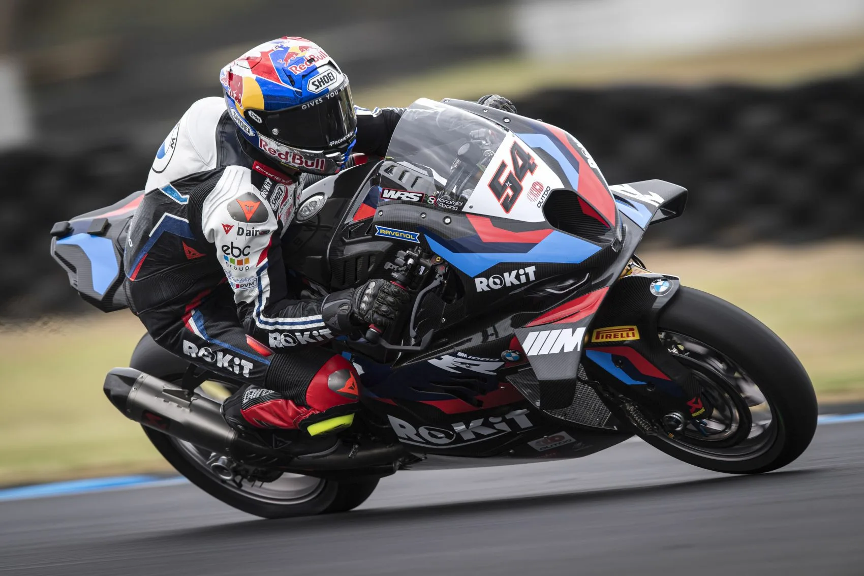 A Ducati tesztpilótája szerint a BMW a Superbike-világbajnokságban olyan, mint a KTM a MotoGP-ben: lenyűgöző teljesítmény