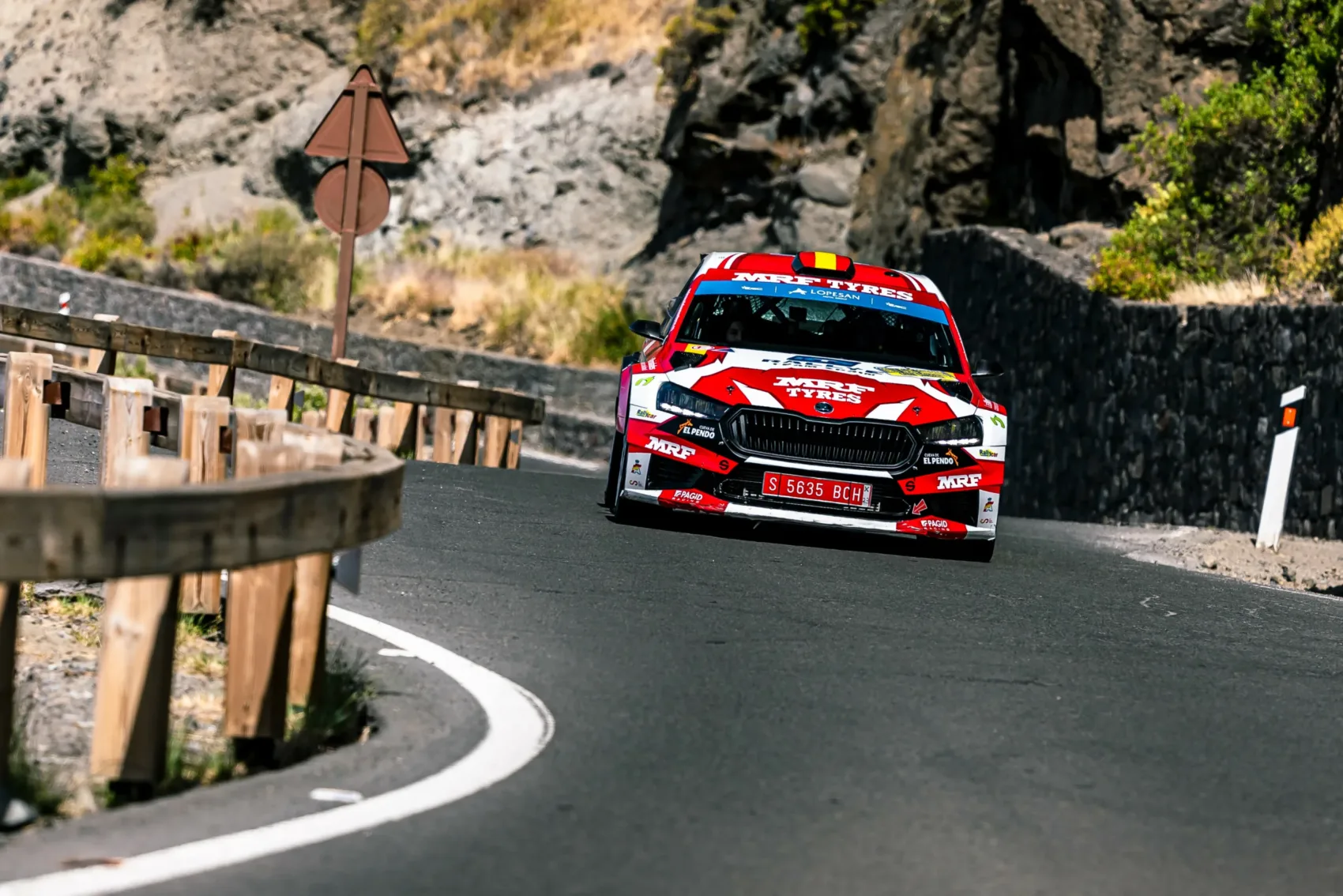 Az autósport világszinten figyeli a Kanári-szigeteken rendezett kétéves WRC-futamokat