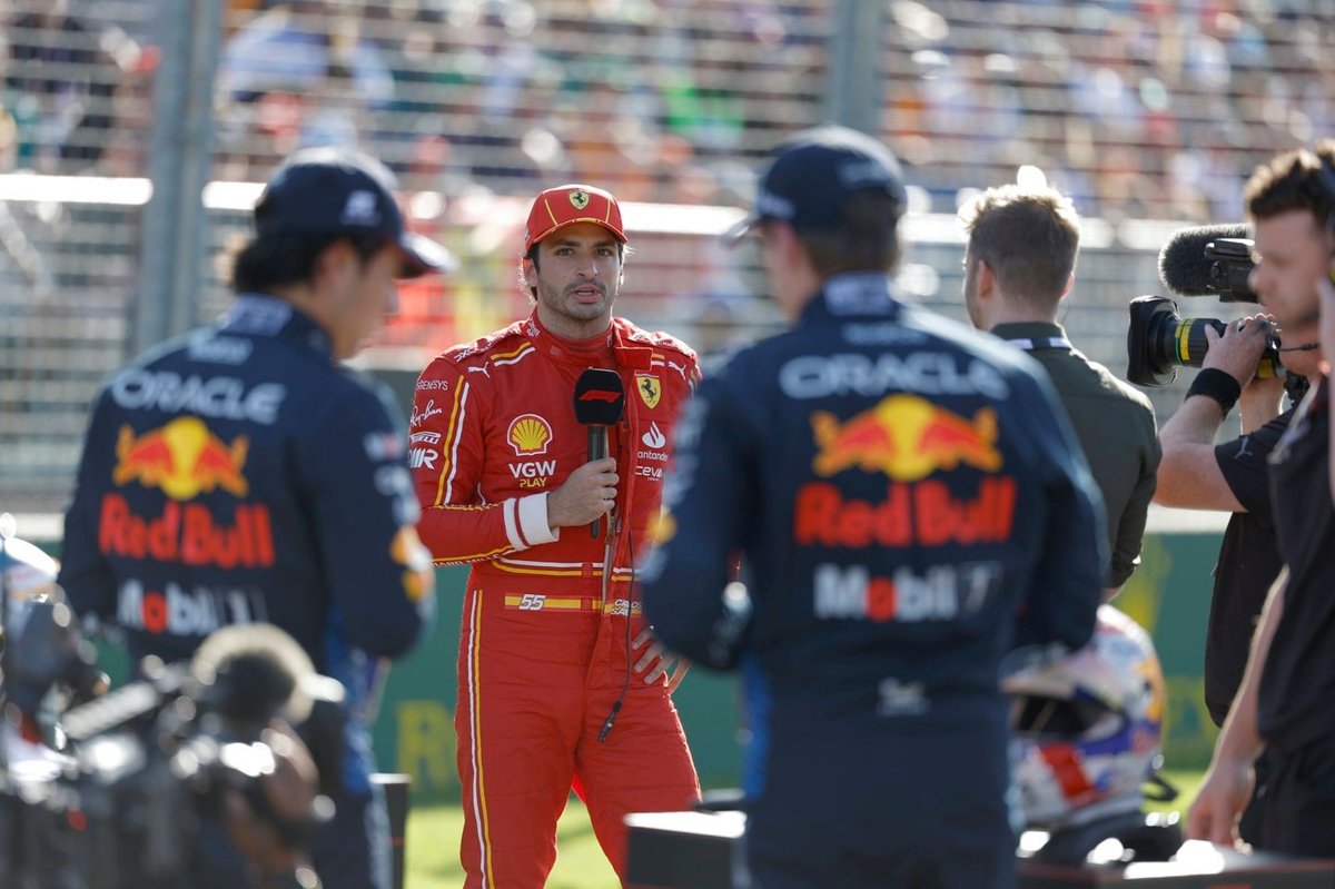 Az F1-es pilóta Carlos Sainz: A Vakbél nélkül való autóvezetés teljesen más élmény