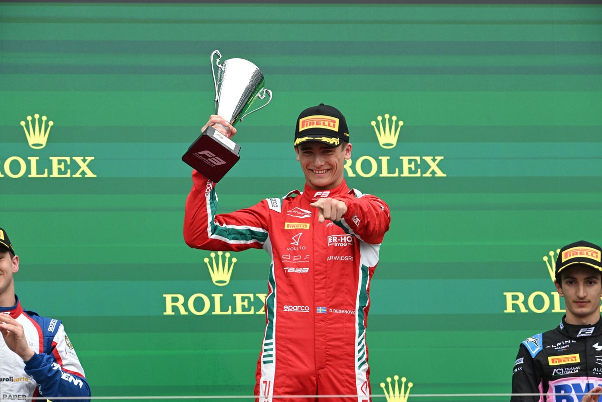 Szoros verseny a Forma-3-ban: Ferrari-junior győzelem az utolsó előtti körben