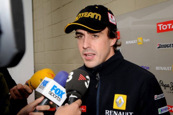 Szókimondó Alonso: Ecclestone őrültségekről nyilatkozik