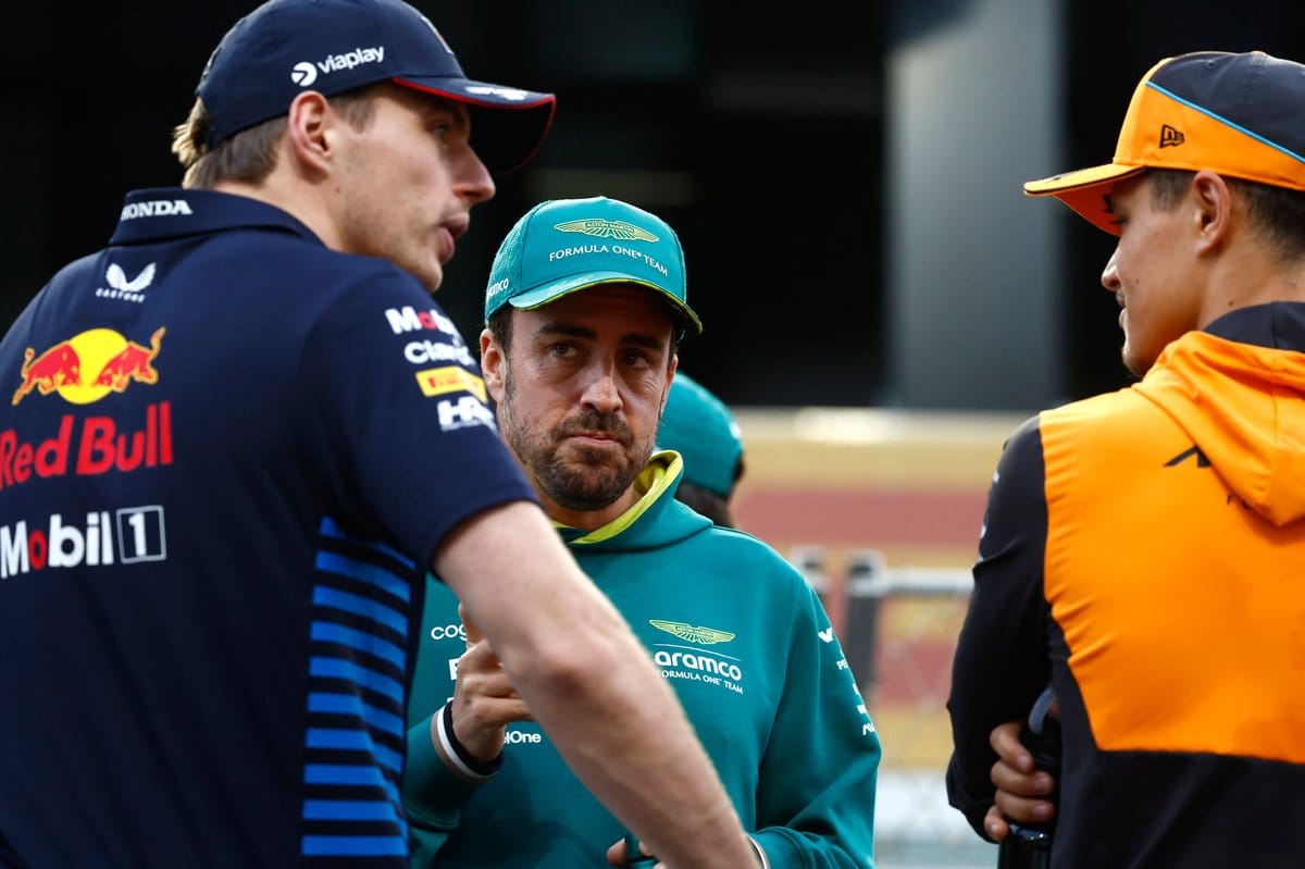 Alonso elégedetlensége fokozatosan növekszik: a spanyol versenyző frusztráltsága az égbe szökik