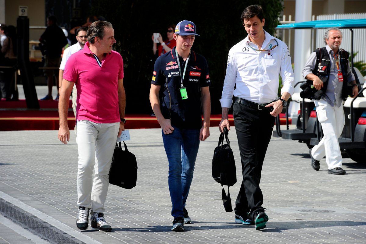 Az ex-F1-es Verstappen kapcsolata a Mercedes csapattal feszültségbe került