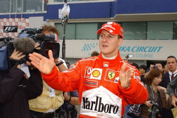 Az olasz F1 pilóta azt tervezi, hogy megváltoztatja a Ferrarit: Fisichella Schumacher helyett