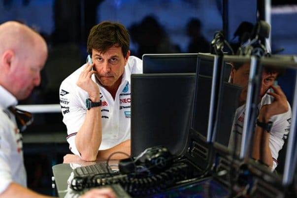 Wolff kiemeli az F1 és FIA felelősségét a Horner-ügy kapcsán