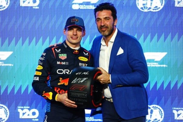 Az elszánt Verstappen történelmet írt a 2021-es siker után