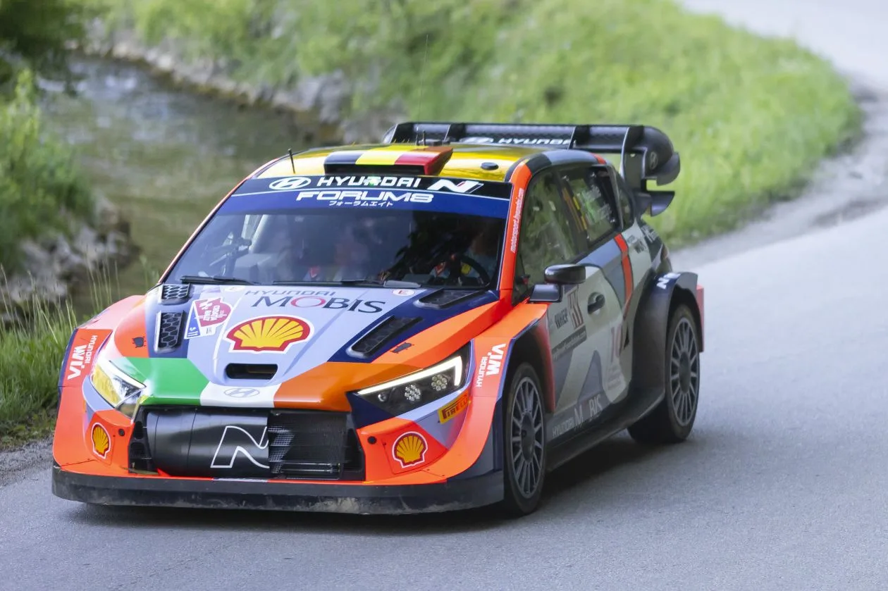 Neuville fölényes teljesítményt nyújtott a Horvát Rallyn péntek délelőtt