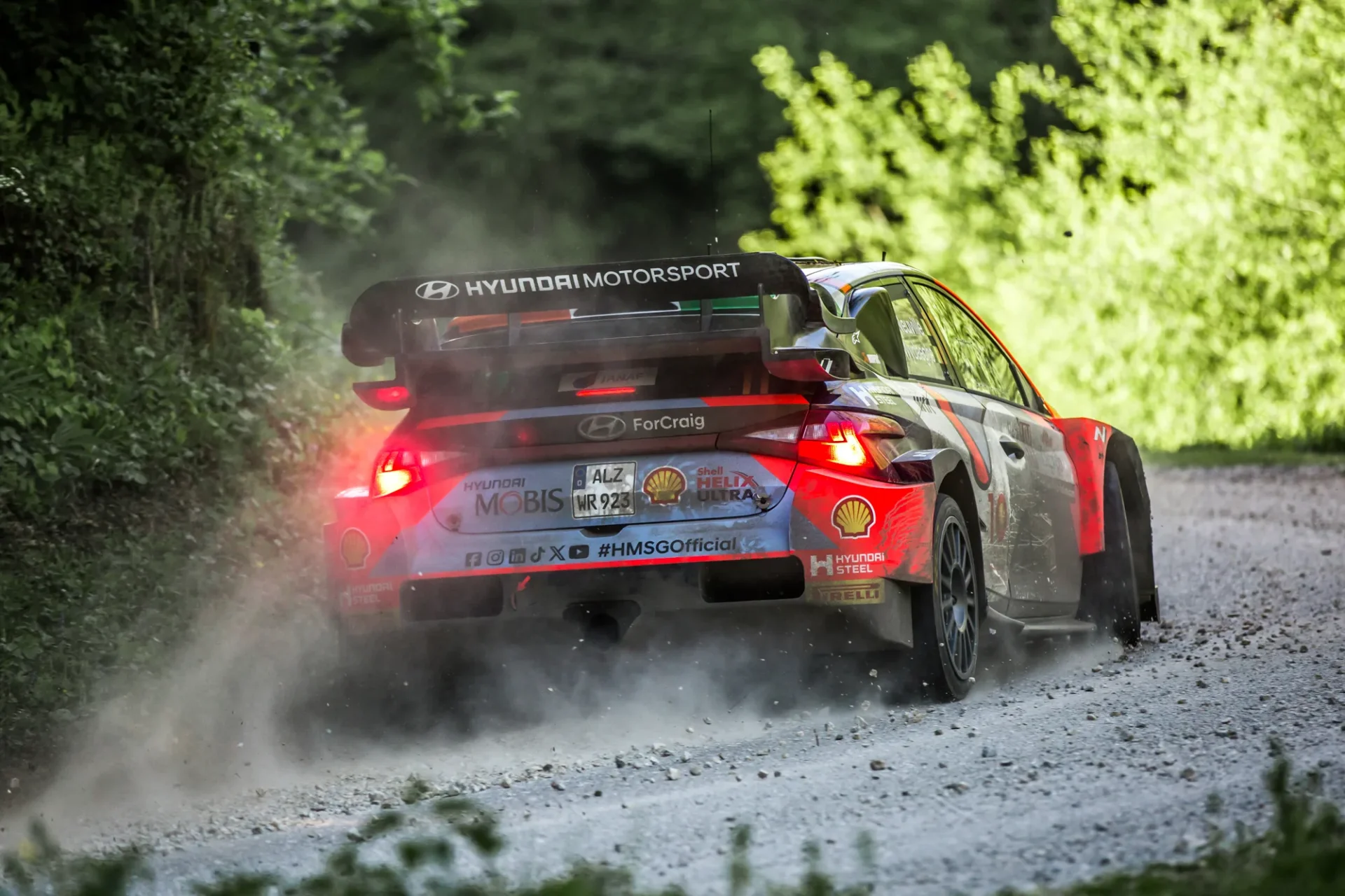 Az „Evans és Neuville csatája folytatódott a Horvát Rallyn