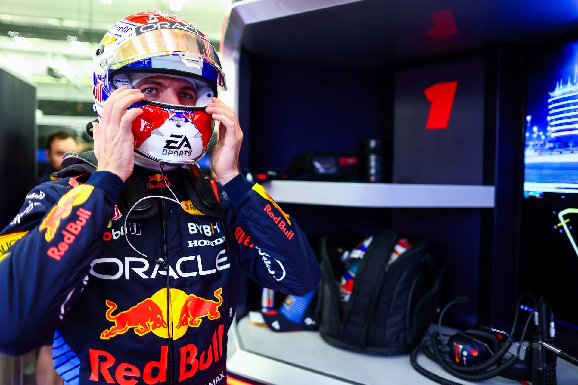 Verstappen kulcsa a sikeres sanghaji szerepléshez