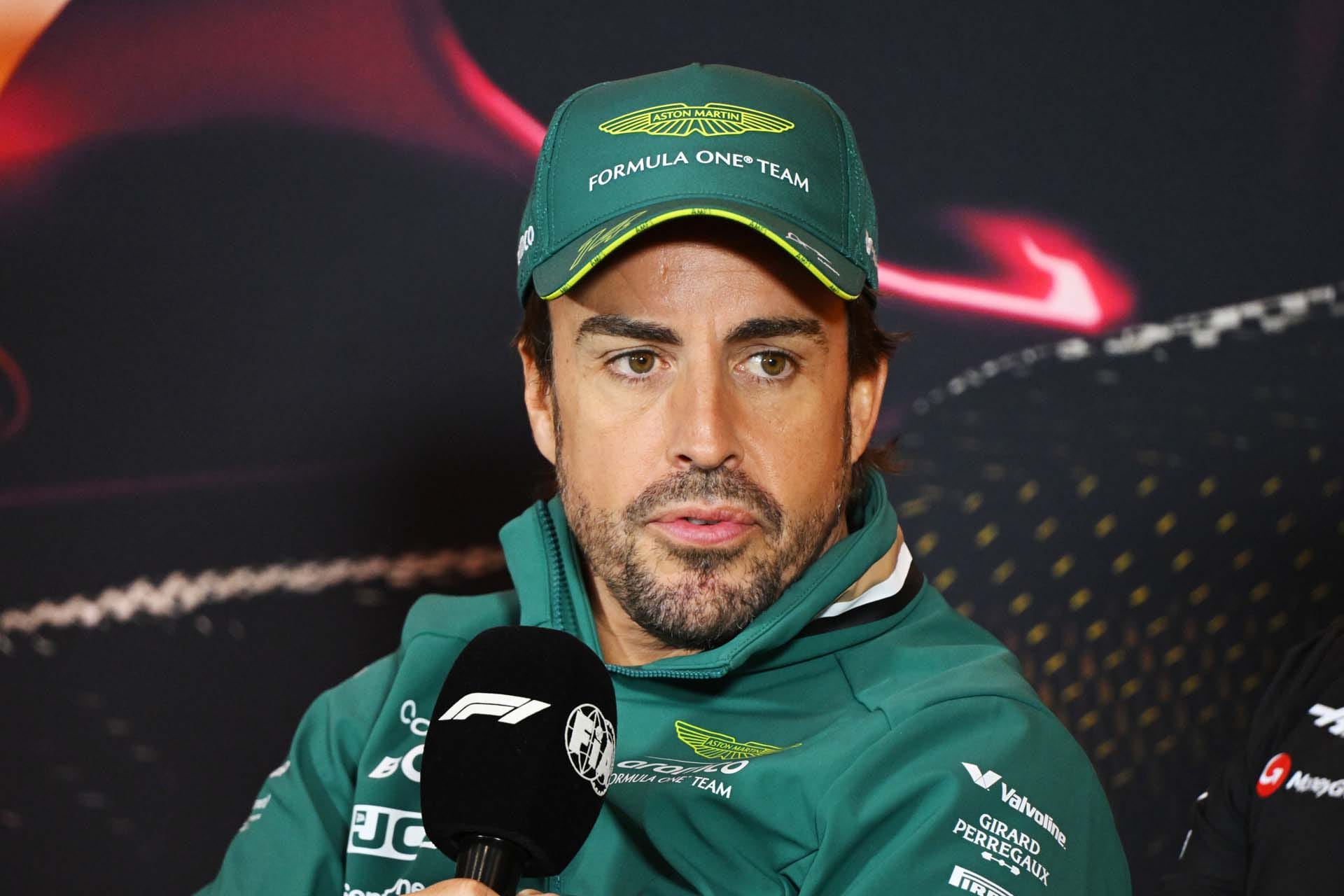 Alonso büszke az Aston Martinra, miután megszerezte a harmadik rajthelyet