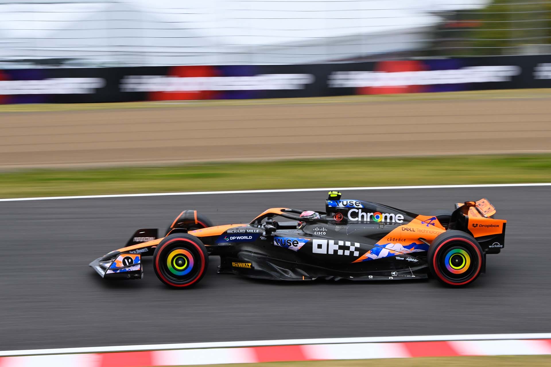 A McLaren újra próbál lenyomni mindenkit a fejlesztési versenyben
