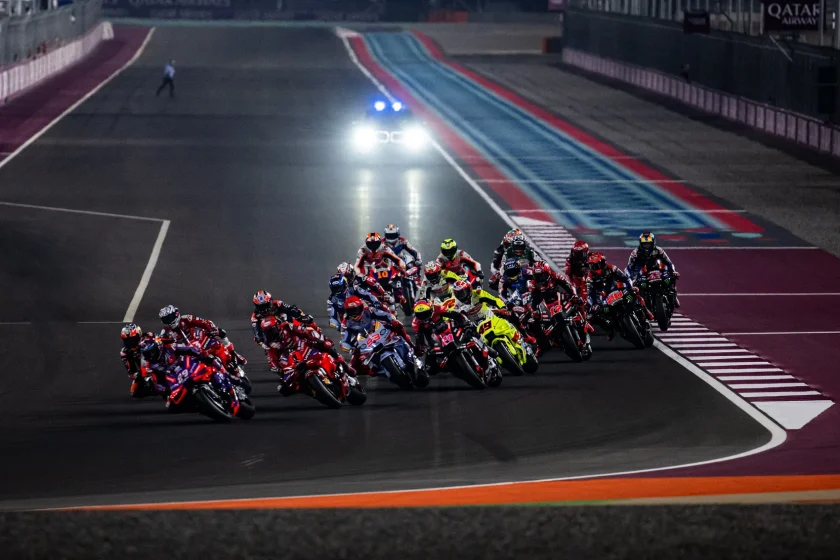 Váratlan fordulat a motorsport világában: Új irányító érkezhet a MotoGP-be