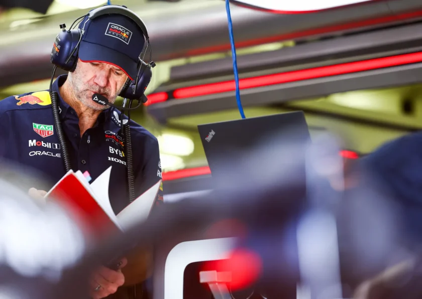 A Red Bull legendás tervezője, Adrian Newey távozással fenyeget