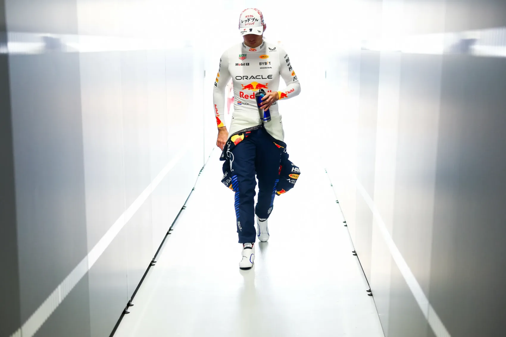 Az F1 sztárjai, Verstappen és Alonso is meglepő lépésre szánták el magukat a Japán Nagydíj második edzésén