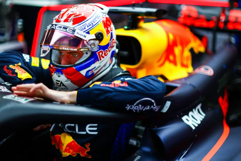 Az F1 világbajnok Verstappen tárgyal az autósport nagyhatalommal