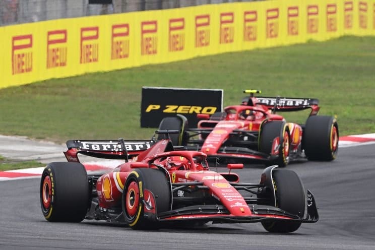A Ferrari bölcs és higgadt döntéseivel tarolt a Kínai Nagydíjon