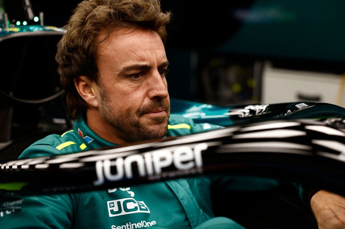Alonso megdöbbentő jóslata: A Ferrari átveheti az uralmat Kínában