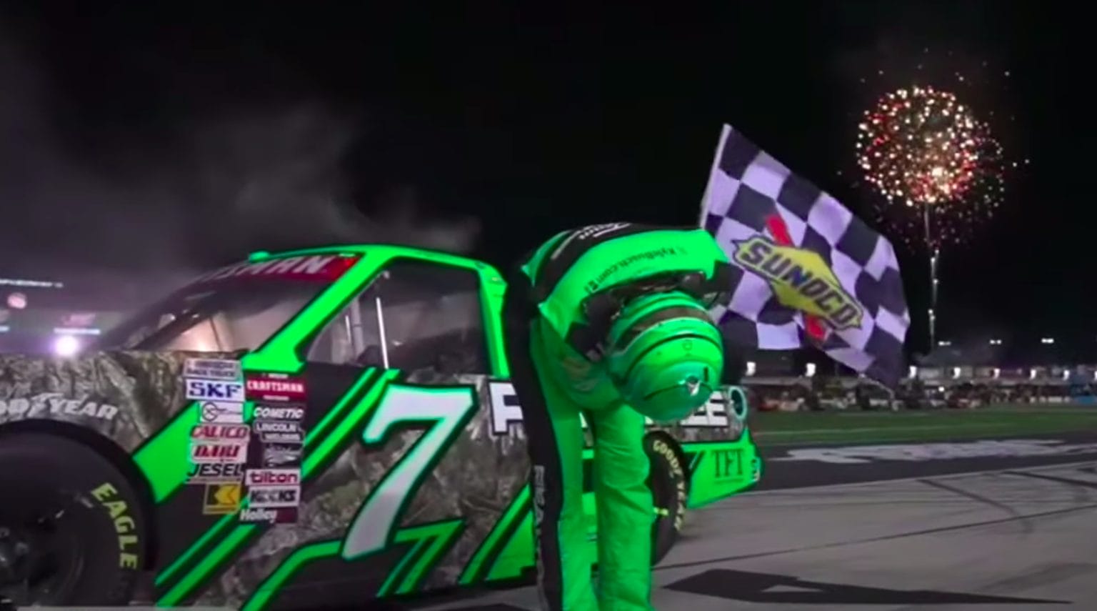 Kyle Busch megszerezte a 231. NASCAR-győzelmét [VIDEÓ] –