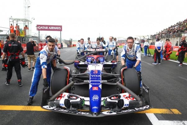 Ricciardo kiváló teljesítménye Kínában: A Formula-1 pilóta remek formában!