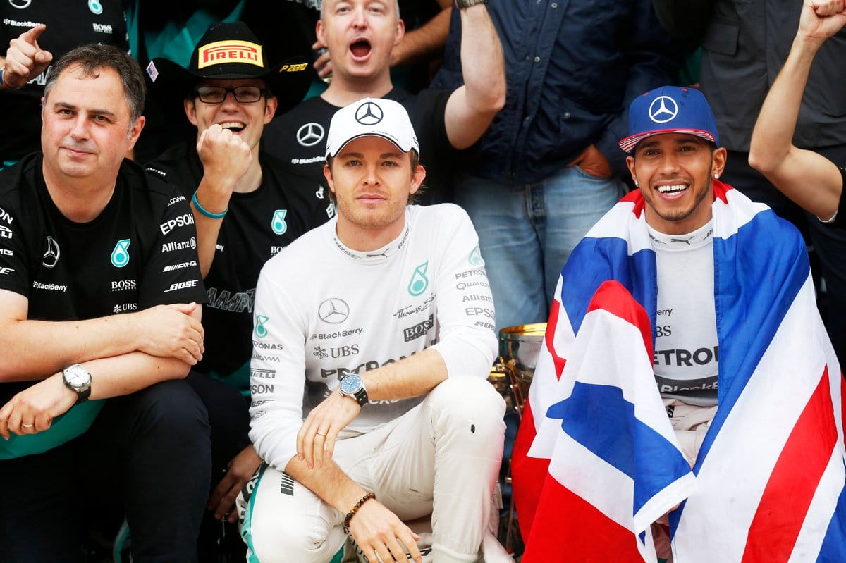 Rosberg szerint a Mercedesnek kellett megfizetnie a károkat Hamilton miatt