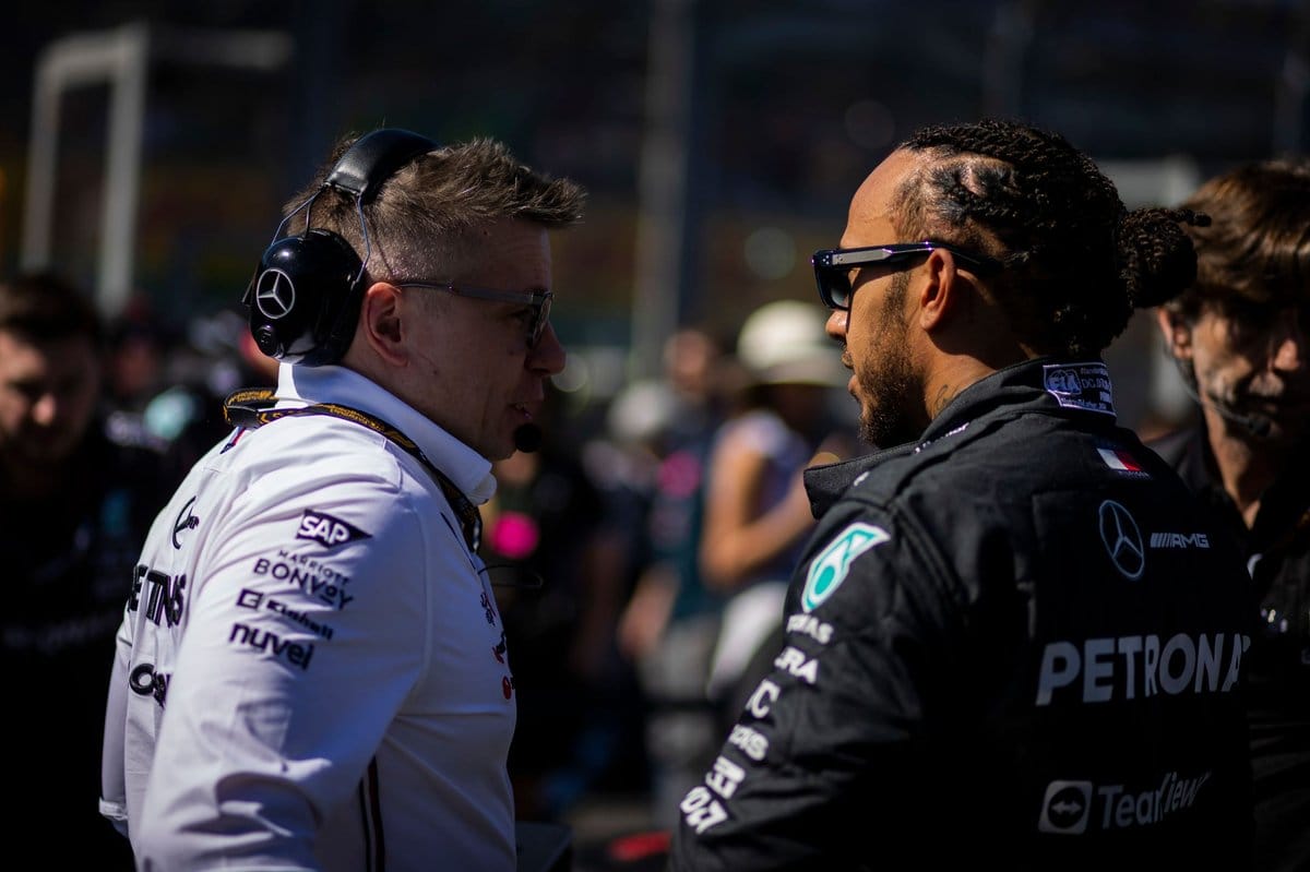 Lewis Hamilton álomcsapattársa az F1-ben: A Brit versenyző nyilatkozata a Mercedes üresedéséről