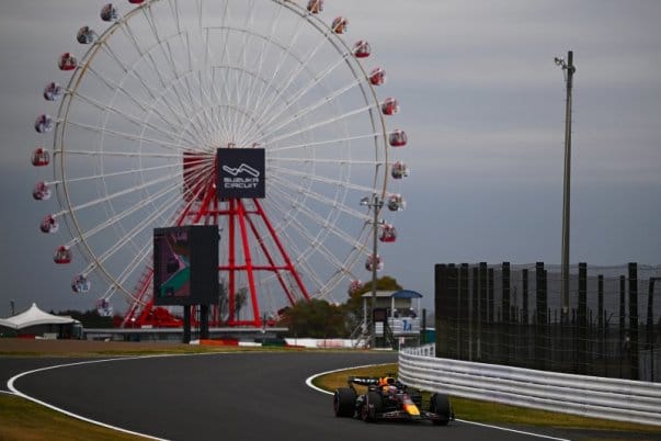 Az F1-es Japán Nagydíj első szabadedzésének izgalmas végeredménye