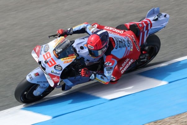 A történelem első pole-pozíciója Marc Marquez számára a Ducati motorjával vízen