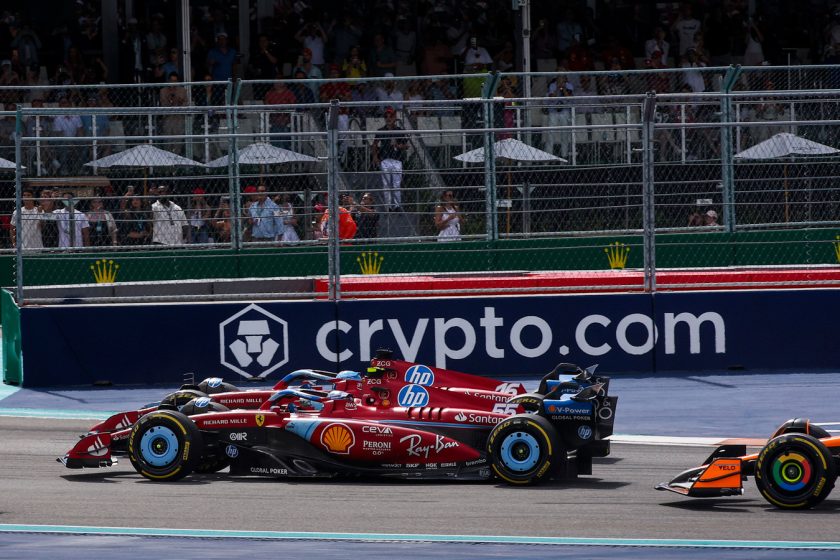 Vettel beszólása: Sainz Pérez berepülésének legendás lejáratása