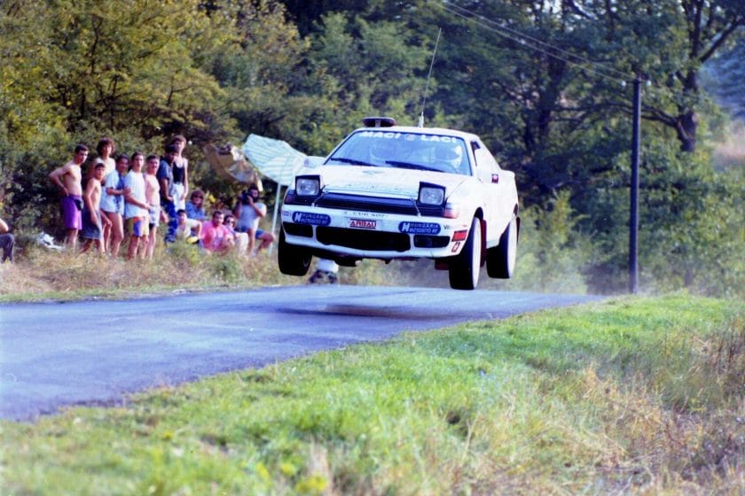 Az „Ifj. Tóth János történelmi győzelme: A Miskolc Rally első versenye még mindig emlékezetes