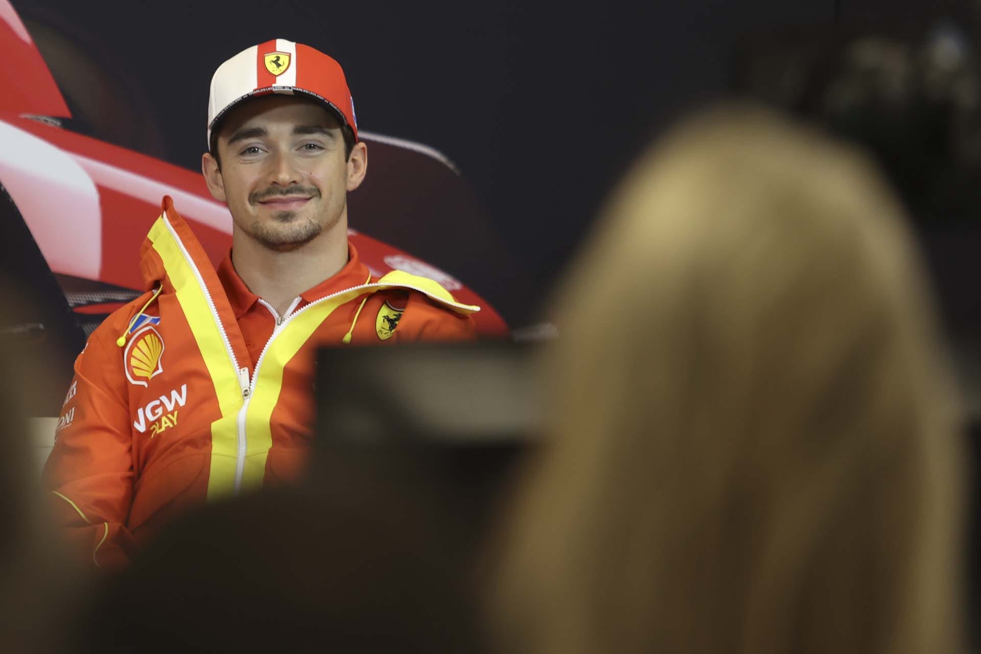 Leclerc határozottan cáfolja a Ferrari motor problémáit