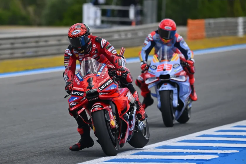 Pirro elemzése: Bagnaia és Marc Márquez csatája felfedi a Ducati motorok fejlődését a tavalyi modellhez képest