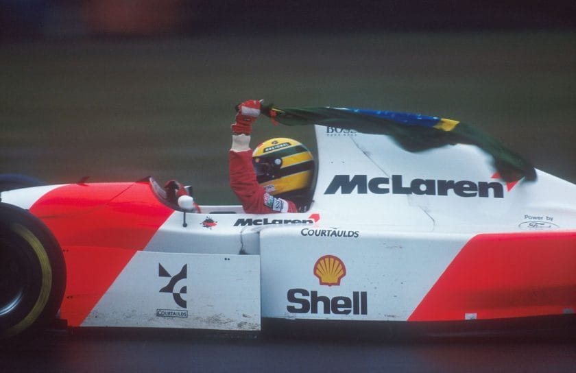 Vettel Imolában vezetheti Senna McLarenjét