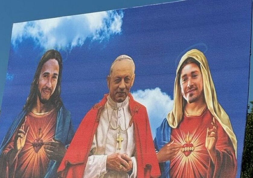 Ferrari Forradalom: Hamilton mint Jézus Krisztus és Vasseur mint a pápa – A tifosik lázban!