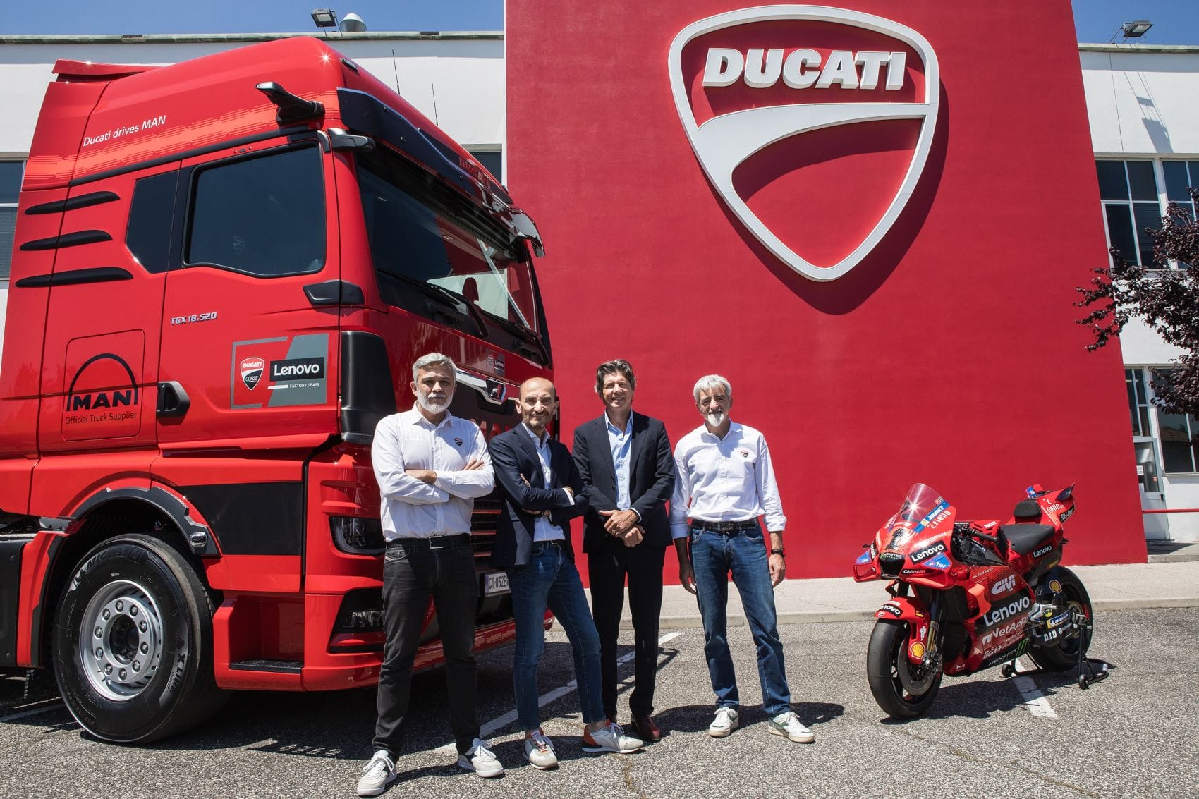 A Ducati cáfolja: nincs bejelentés Bagnaia jövő évi csapattársáról a Mugellóban