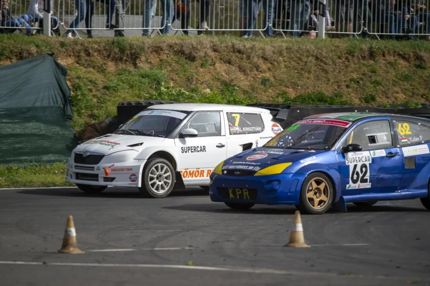 Vibráló cím a Pünkösdi Rallycross OB folytatódásáról a Rabócsiringen