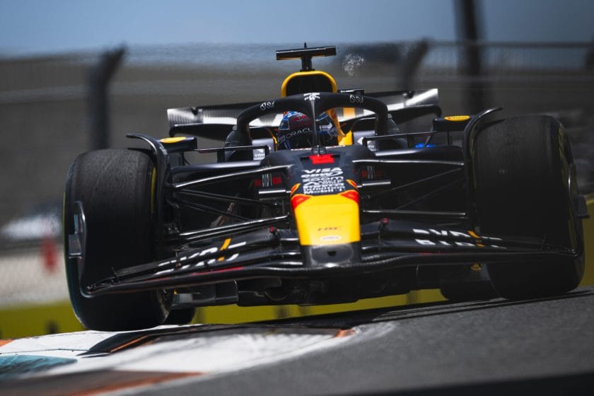 A F1 világa forrong: tömeges szakember-csere a Mercedes és a Red Bull között