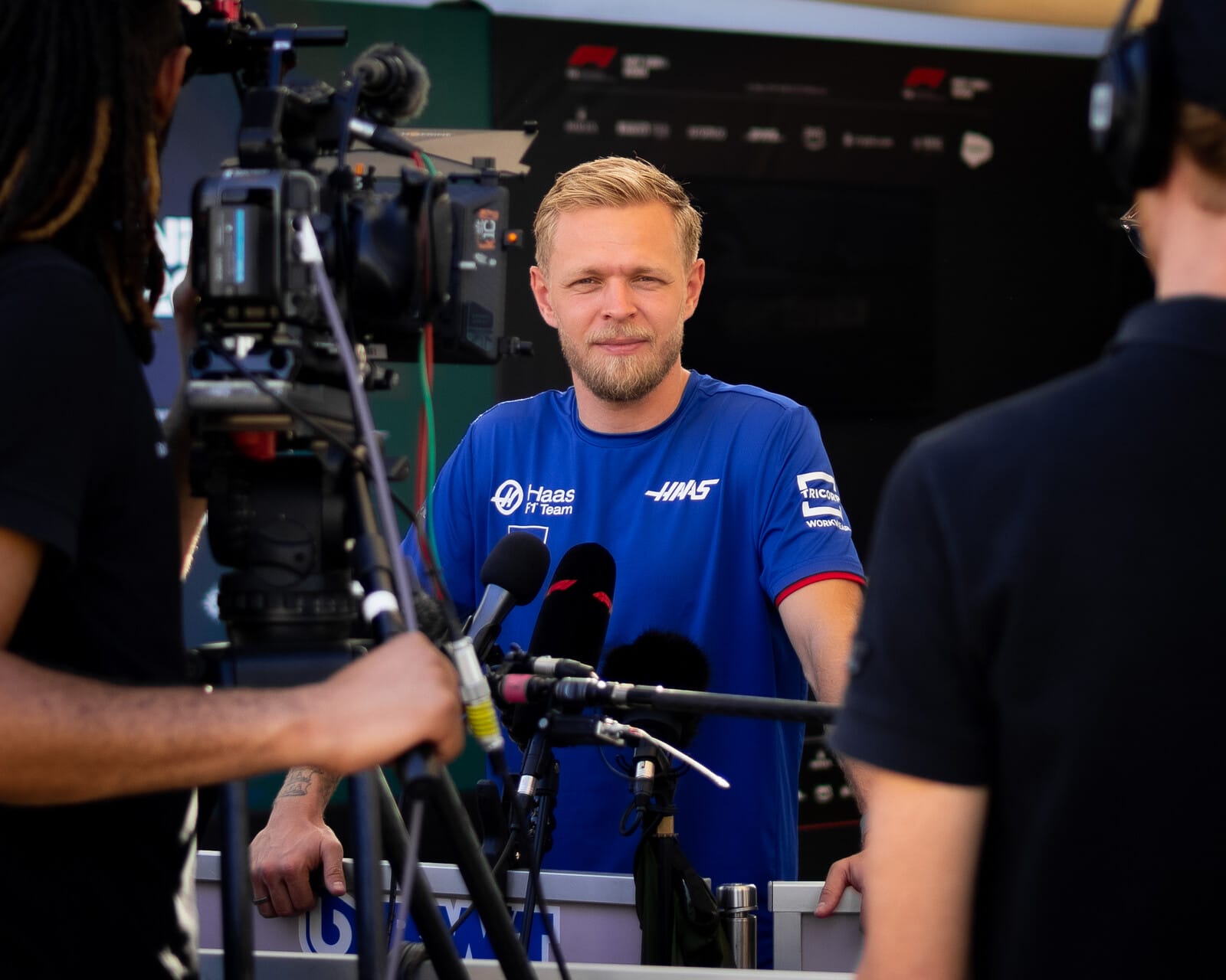 Az új szabályokkal vége a visszaélésnek: ne lássunk többé Magnussen-féle sunyi húzásokat a játékban!