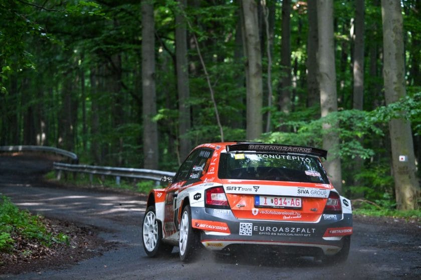 A cím lehetne: „Velenczei és Turán hatalmas előnnyel vezetnek a Diósgyőr Rally második szakaszán