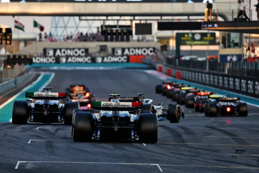 Az izgalom tetőfokán: amikor minden F1-es cím a szezonzárón dől el