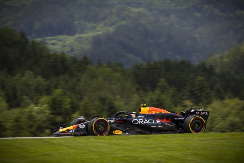 Az F1 versenyző Pérez Ocont elégedetlen a sprintidőmérő teljesítményével